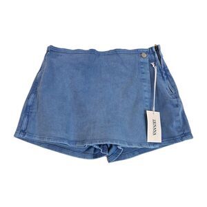 Zenana Skort Womens Medium Blue Washed Denim Ocean Casual Stretch Zip Pockets